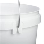 Feed Bucket White 26Ltr c/w Handle & Lids