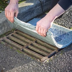 Drain Mat Clay Bentonite 65cmx45cm Pk2 D4206545